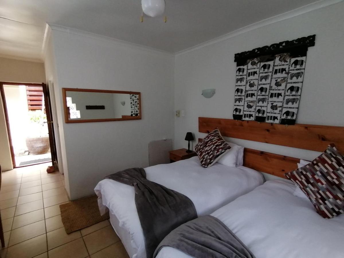 Aanhuizen Guest House Swellendam Exterior photo