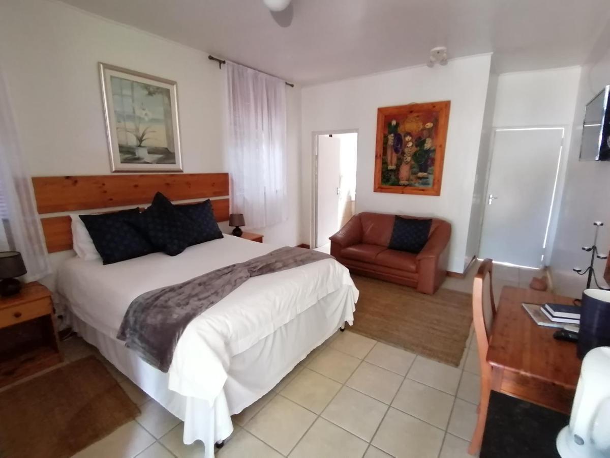 Aanhuizen Guest House Swellendam Exterior photo